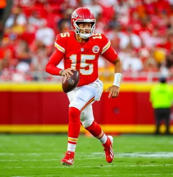 NFL Clash in Brazil: SBA IS AN ISSUE. Chargers vs. Chiefs Kick Off NFL Week 1 in São Paulo